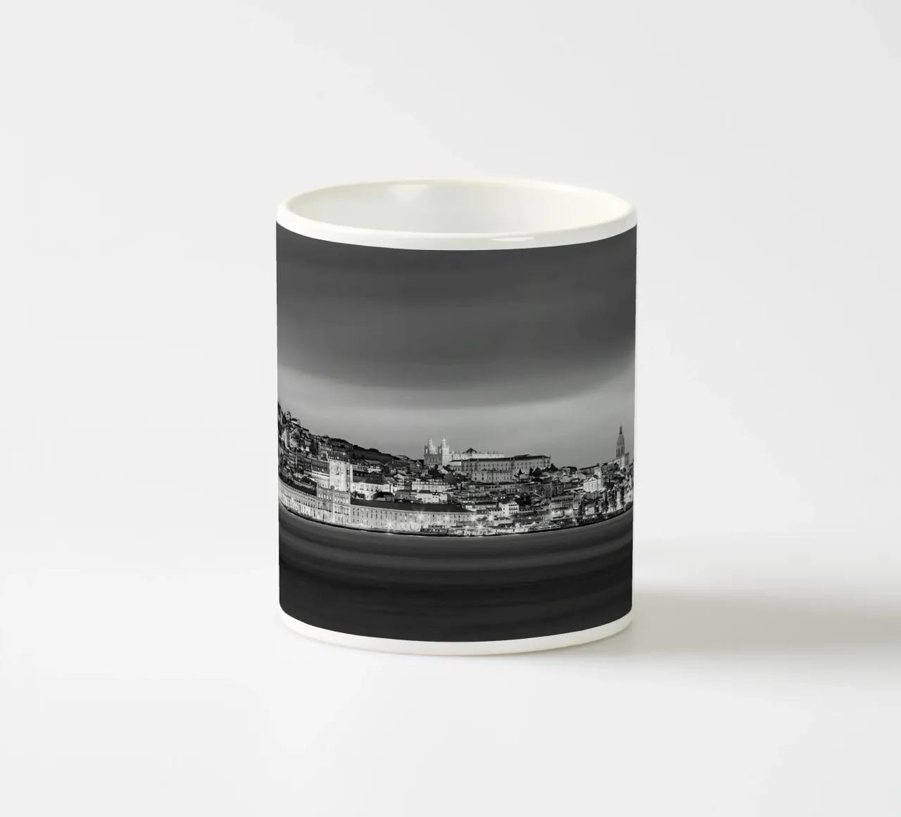 LISBONA 01 tazza in ceramica da Tom Uhlenberg