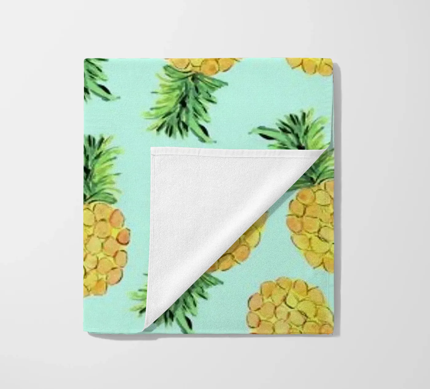 Pineapples Strandtuch von Amy Sia