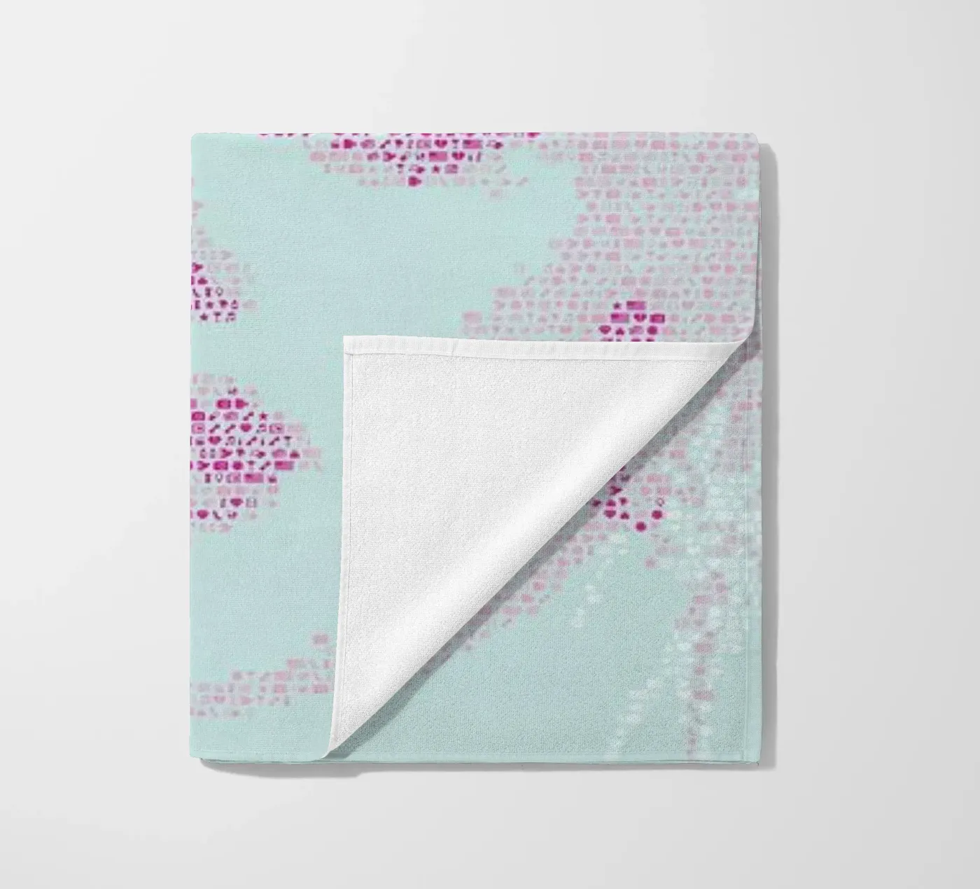 Marilyn beach towel by Viktor Hertz