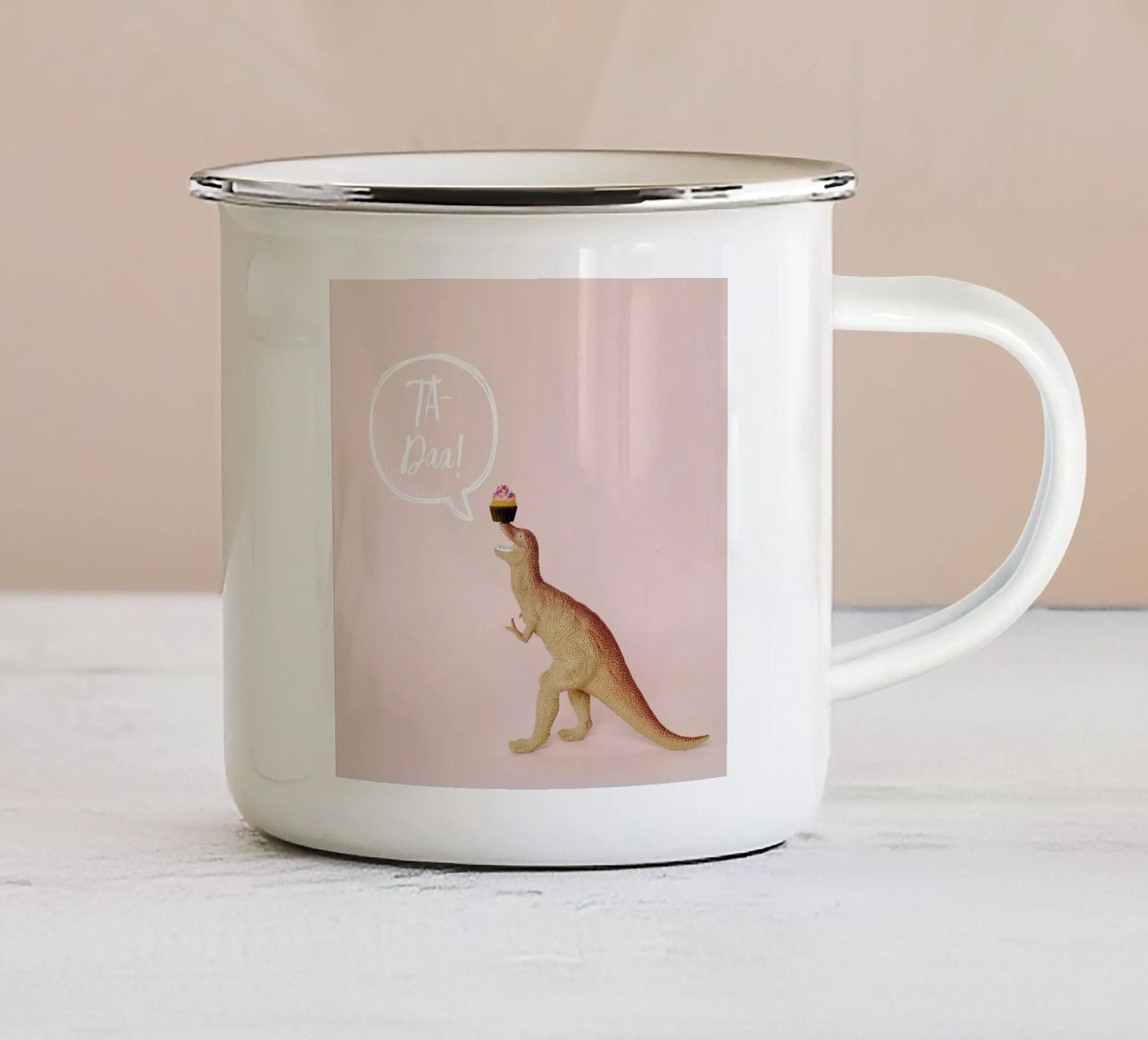 Ta-Daa! tazza in smalto da Juj Winn