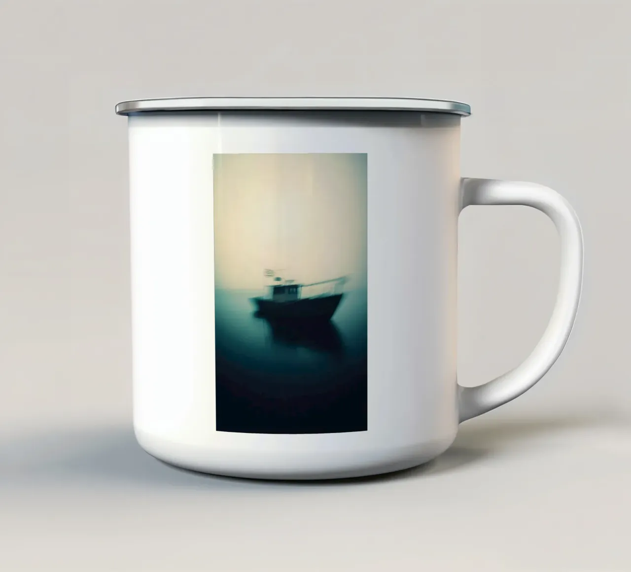 Etherisch silhouet van een boot in de schemering emaille mok van Le Flou