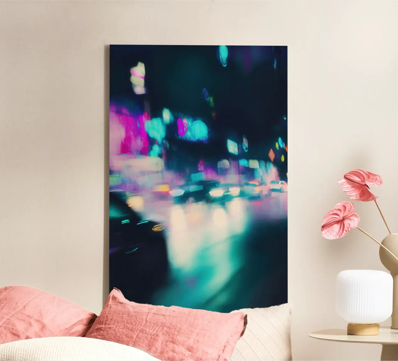 Elektrische nacht in een retro steegje canvas met Baklijst van Le Flou