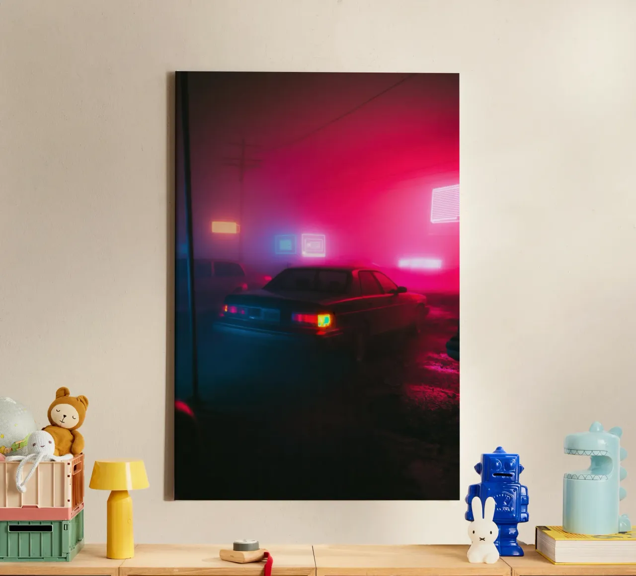 Fuga urbana sotto le luci al neon tela con Cornice a cassetta da Le Flou
