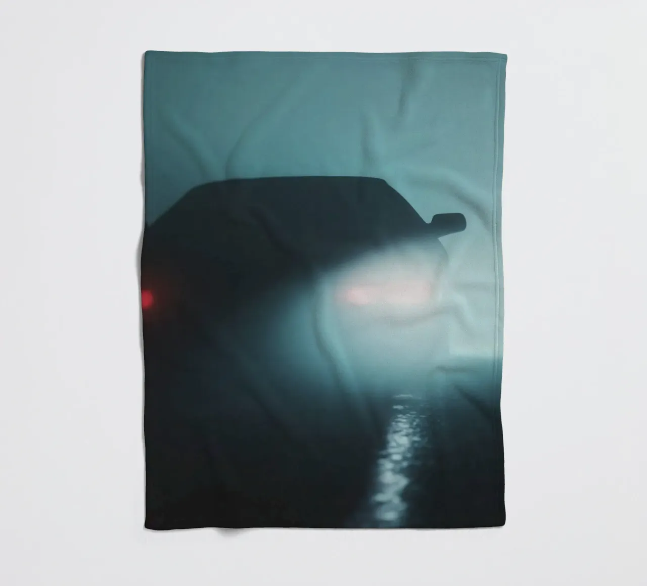 Silhouette bei Nacht : Der Charme eines Autos in der Nacht Fleecedecke von Le Flou