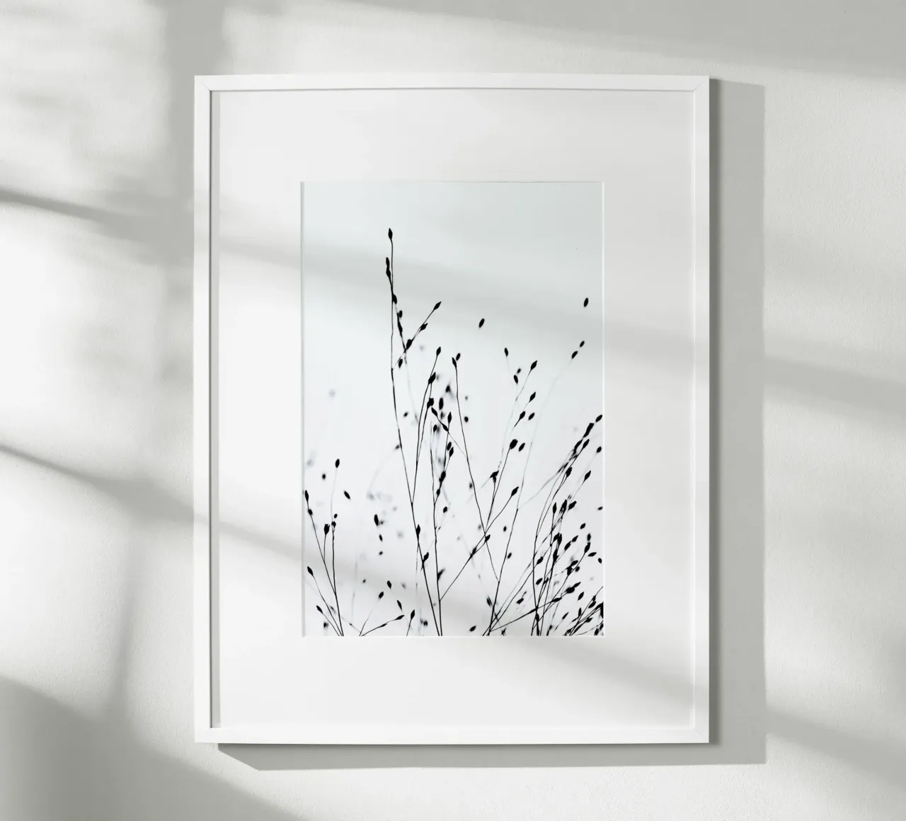 Black Grass poster con telaio in alluminio da Monika Strigel