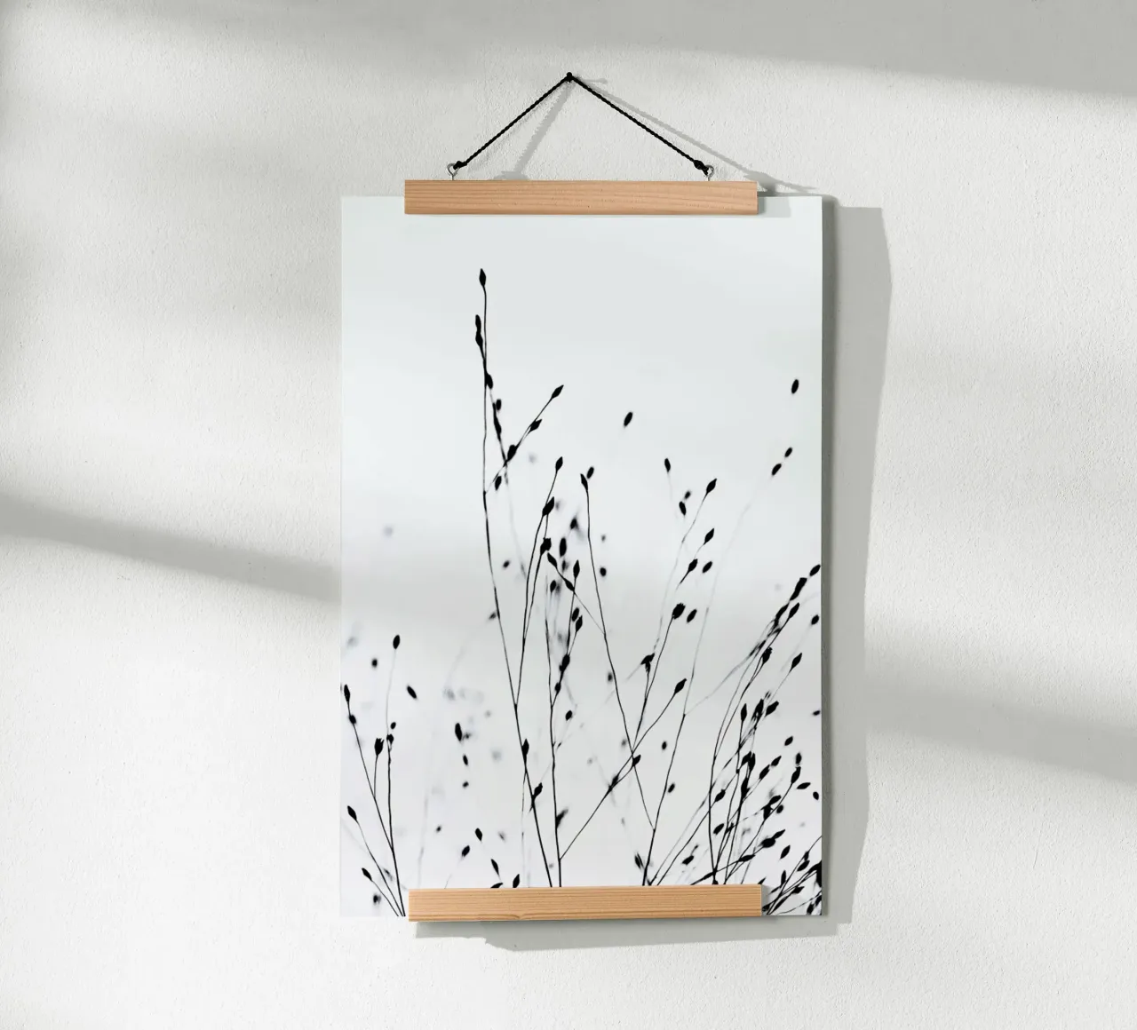Black Grass poster con telaio in alluminio da Monika Strigel