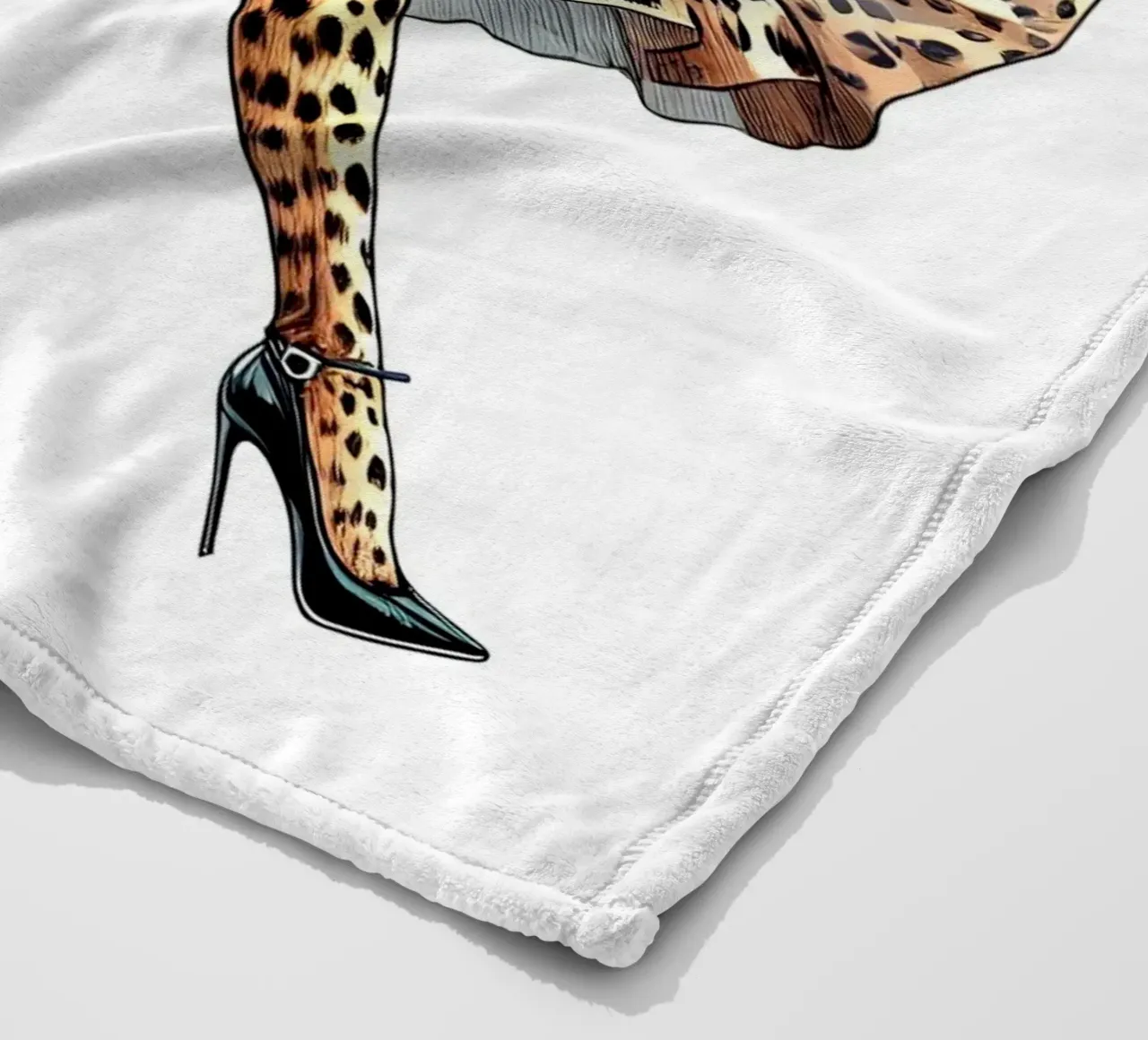 FAST FASHION CON STAMPA ANIMALE coperta in pile da ARTOMATIC