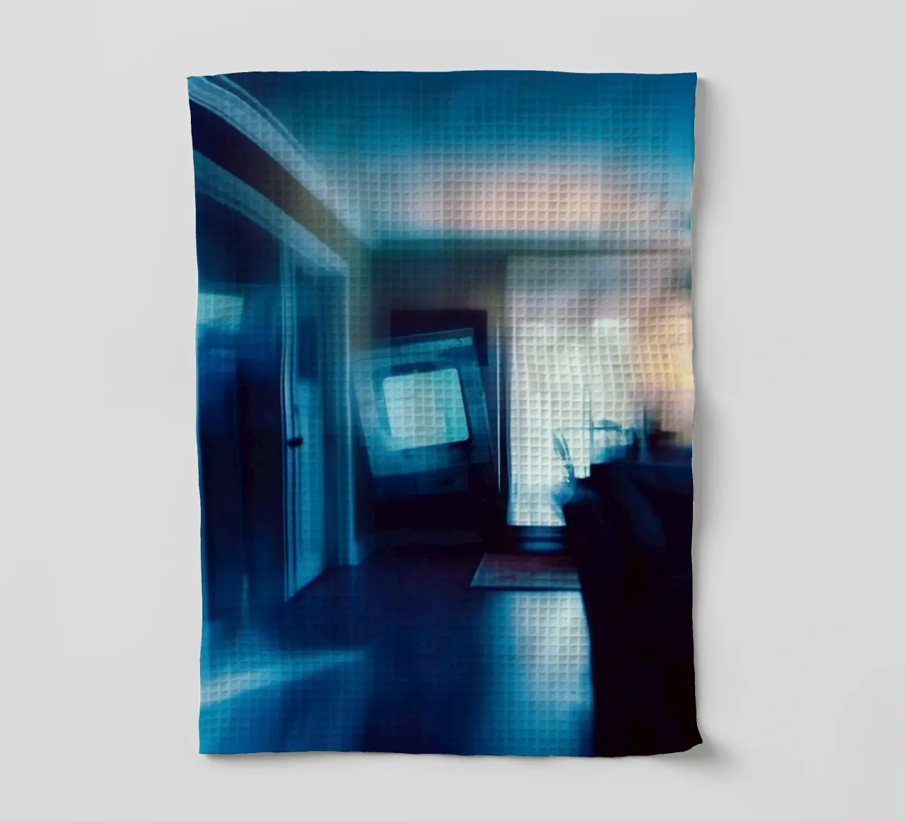 Douceur et mystère dans un intérieur bleuté torchon de Le Flou