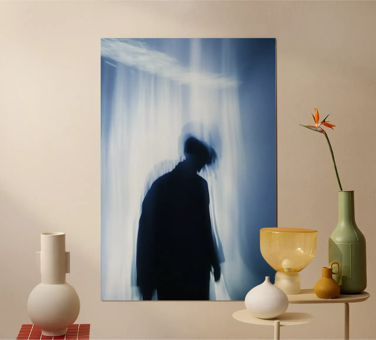 Luce velata: ombra e mistero poster con telaio in alluminio da Le Flou