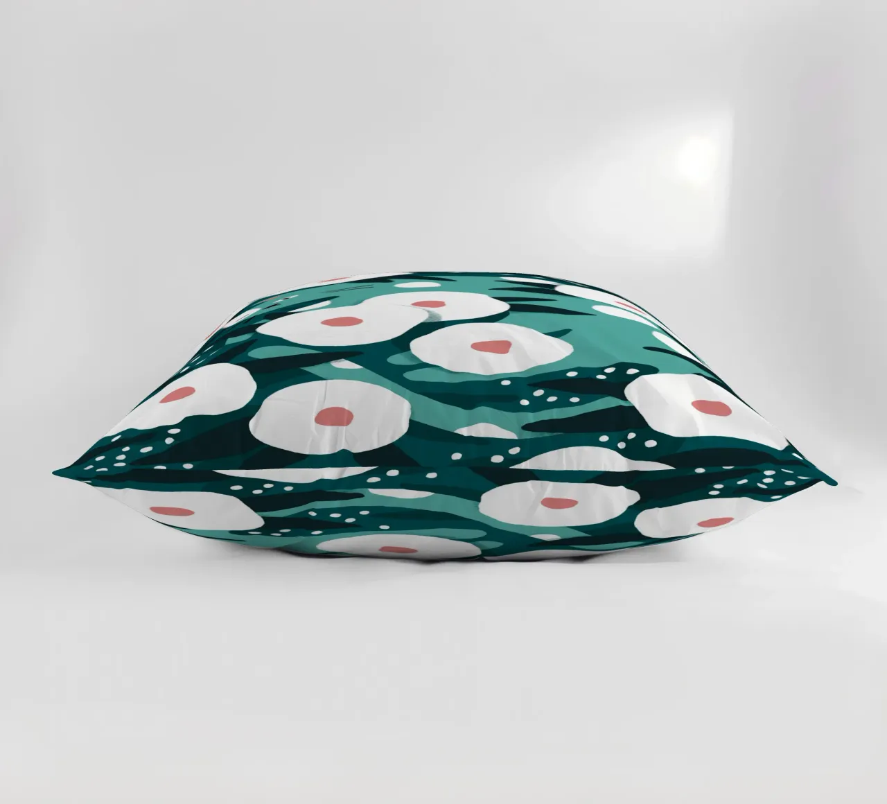 Cat and Wildflowers cuscino da sashakolesnik