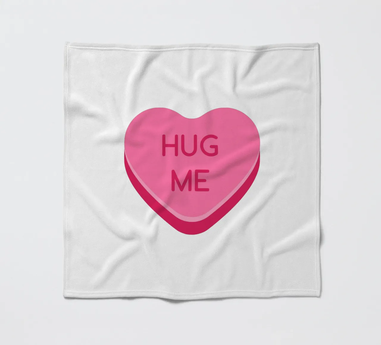 Cuore di caramella coperta in pile da Studio Mooodz