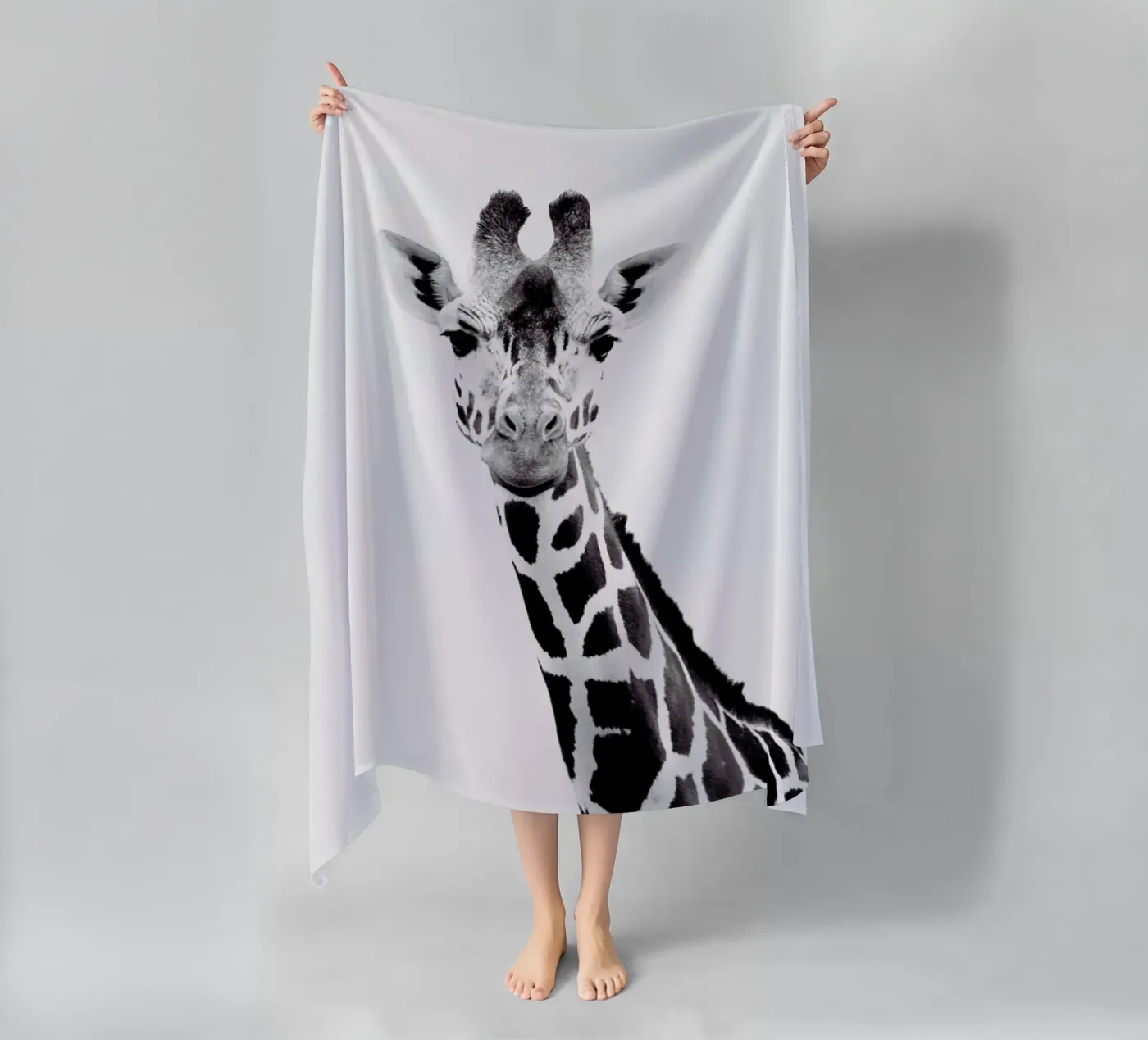 Giraffe telo mare da Monika Strigel