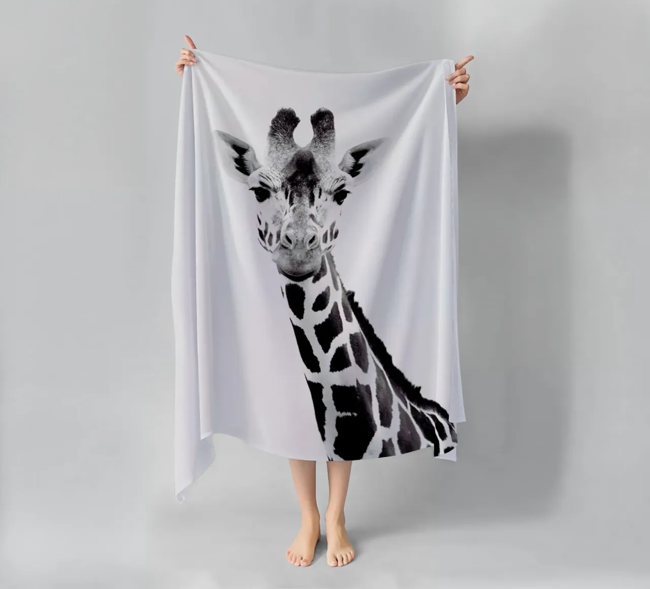 Giraffe telo mare da Monika Strigel