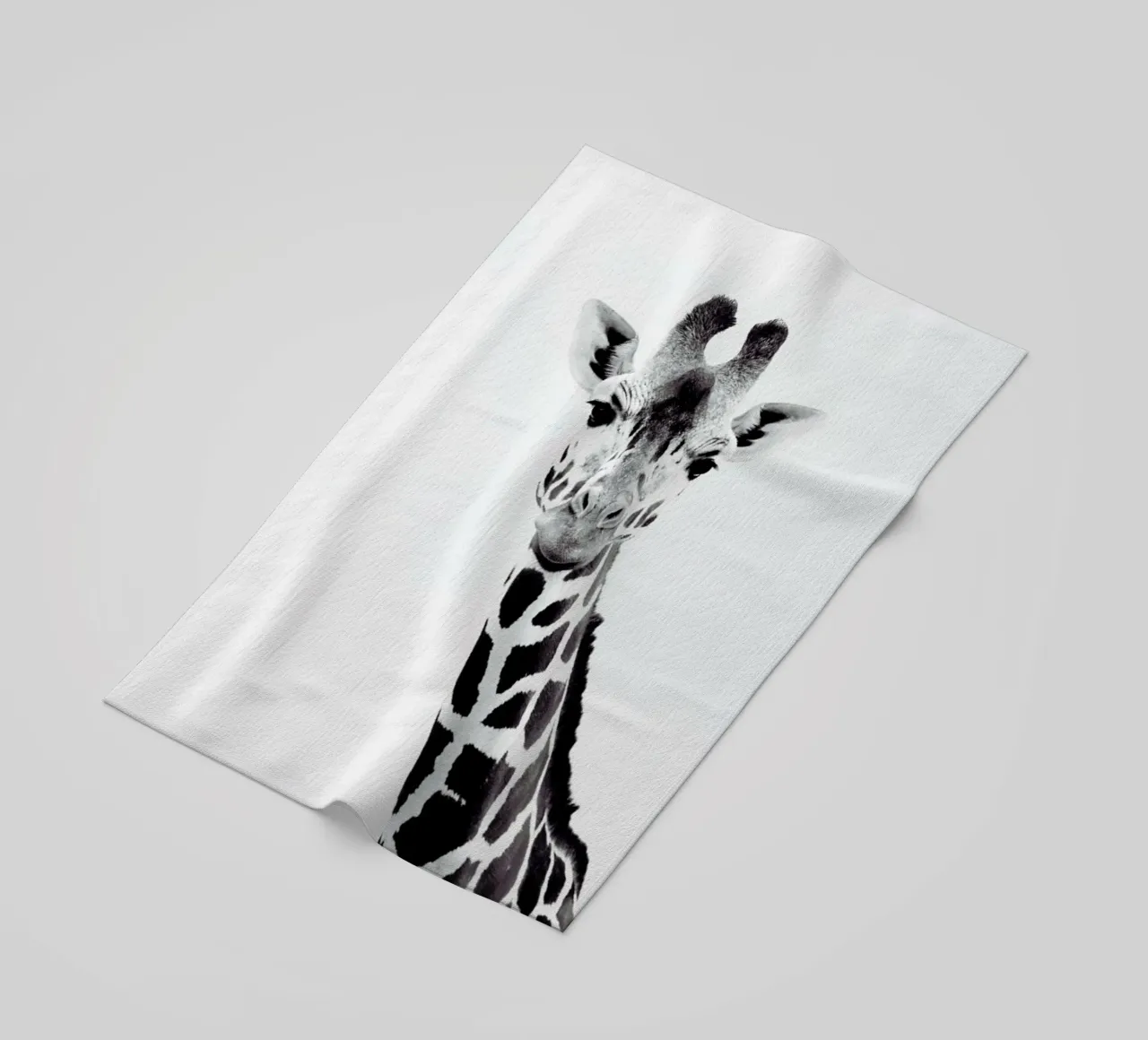Giraffe telo mare da Monika Strigel