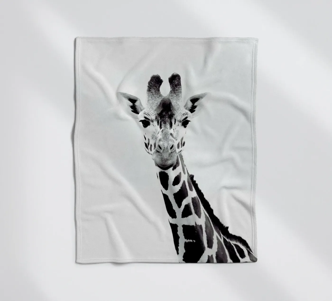 Giraffe fleecedeken van Monika Strigel