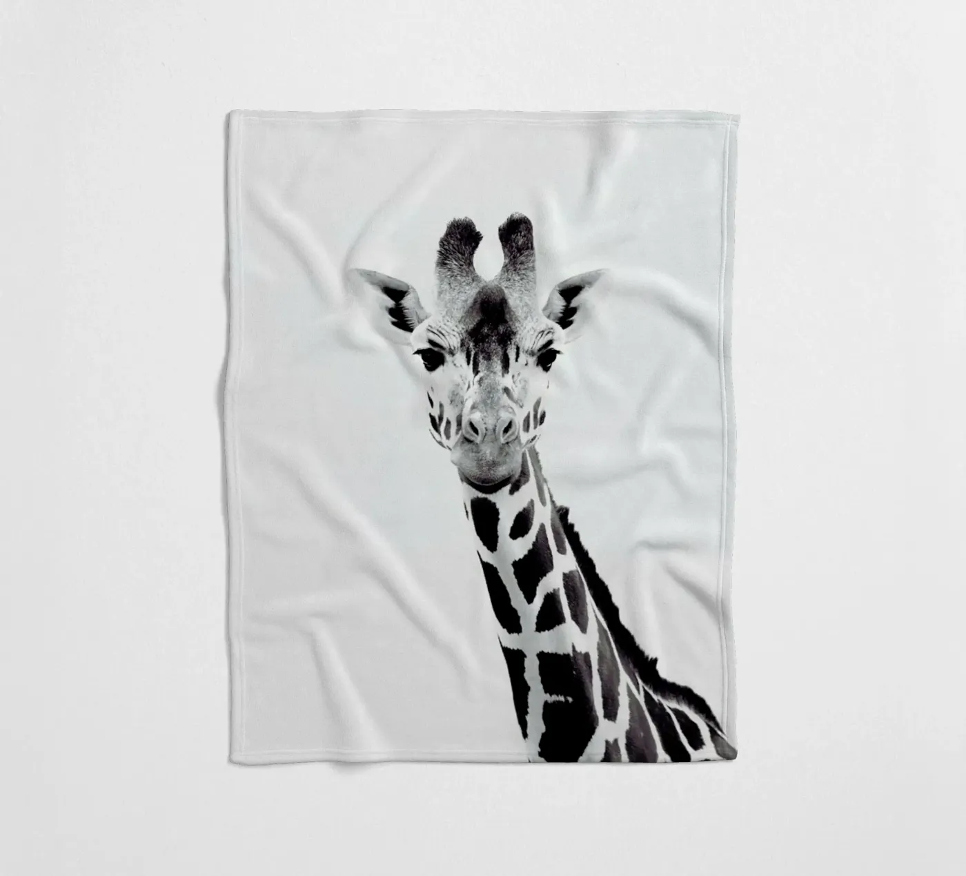 Giraffe Fleecedecke von Monika Strigel