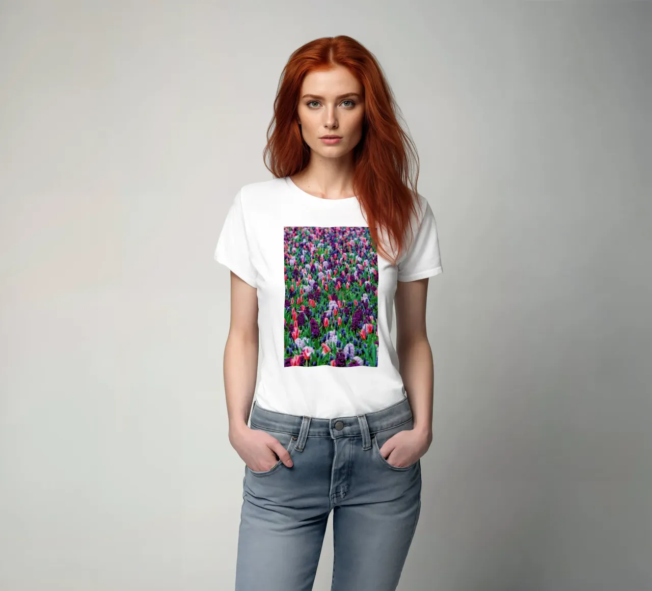 Tulip Field Purple t-shirt da Curious Collections by Marielle Leenders
