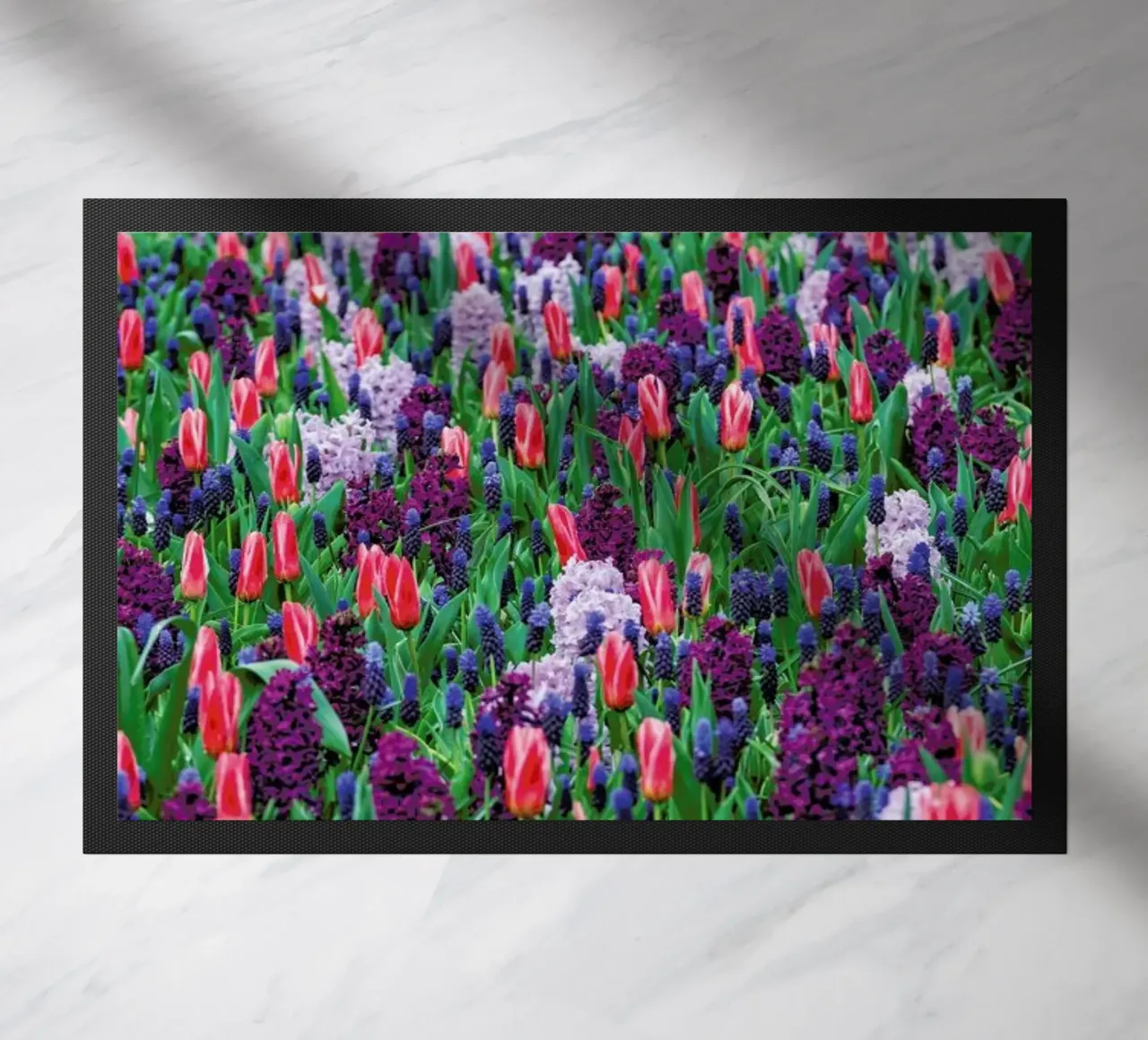 Tulip Field Purple zerbino da Curious Collections by Marielle Leenders