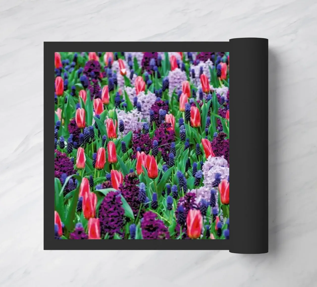 Tulip Field Purple zerbino da Curious Collections by Marielle Leenders
