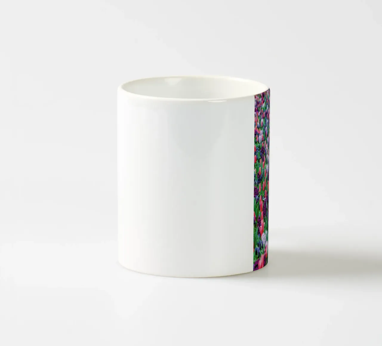 Tulip Field Purple tazza in ceramica da Curious Collections by Marielle Leenders