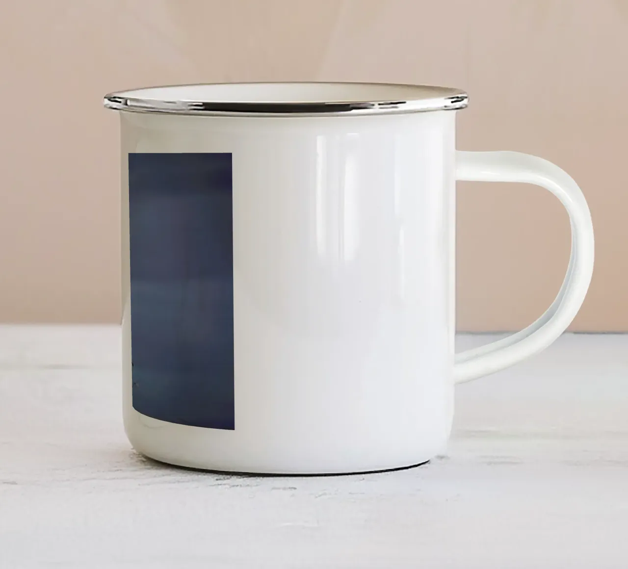 Neon Lights tazza in smalto da Marc Gruninger