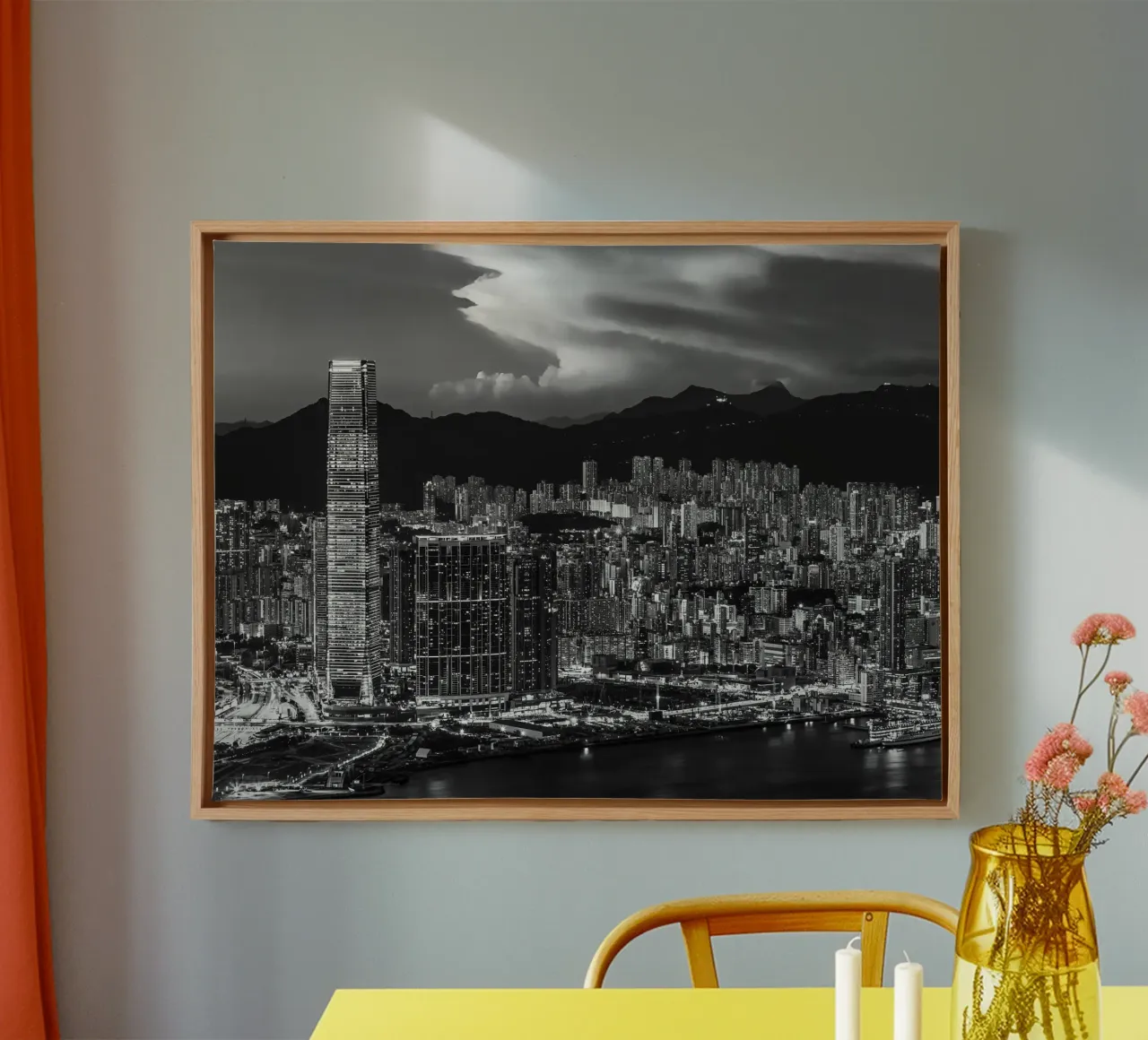 HONG KONG 38 tela con Cornice a cassetta da Tom Uhlenberg