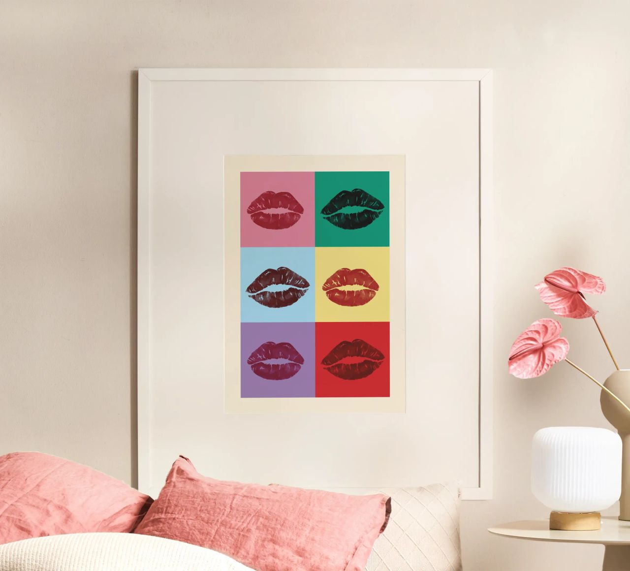 Kiss Me Pop Art Poster Poster von Studio Mooodz