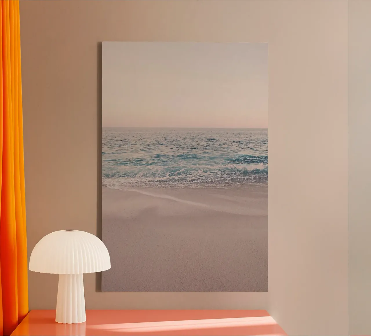 Rosegold strand ochtend canvas met Baklijst van Monika Strigel