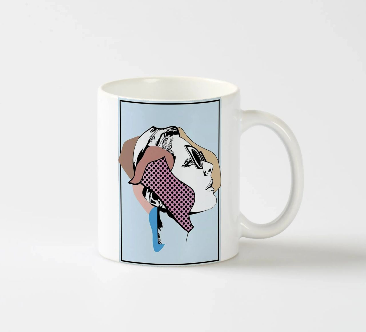 Collaging 1 tazza in ceramica da Marcell Naubert