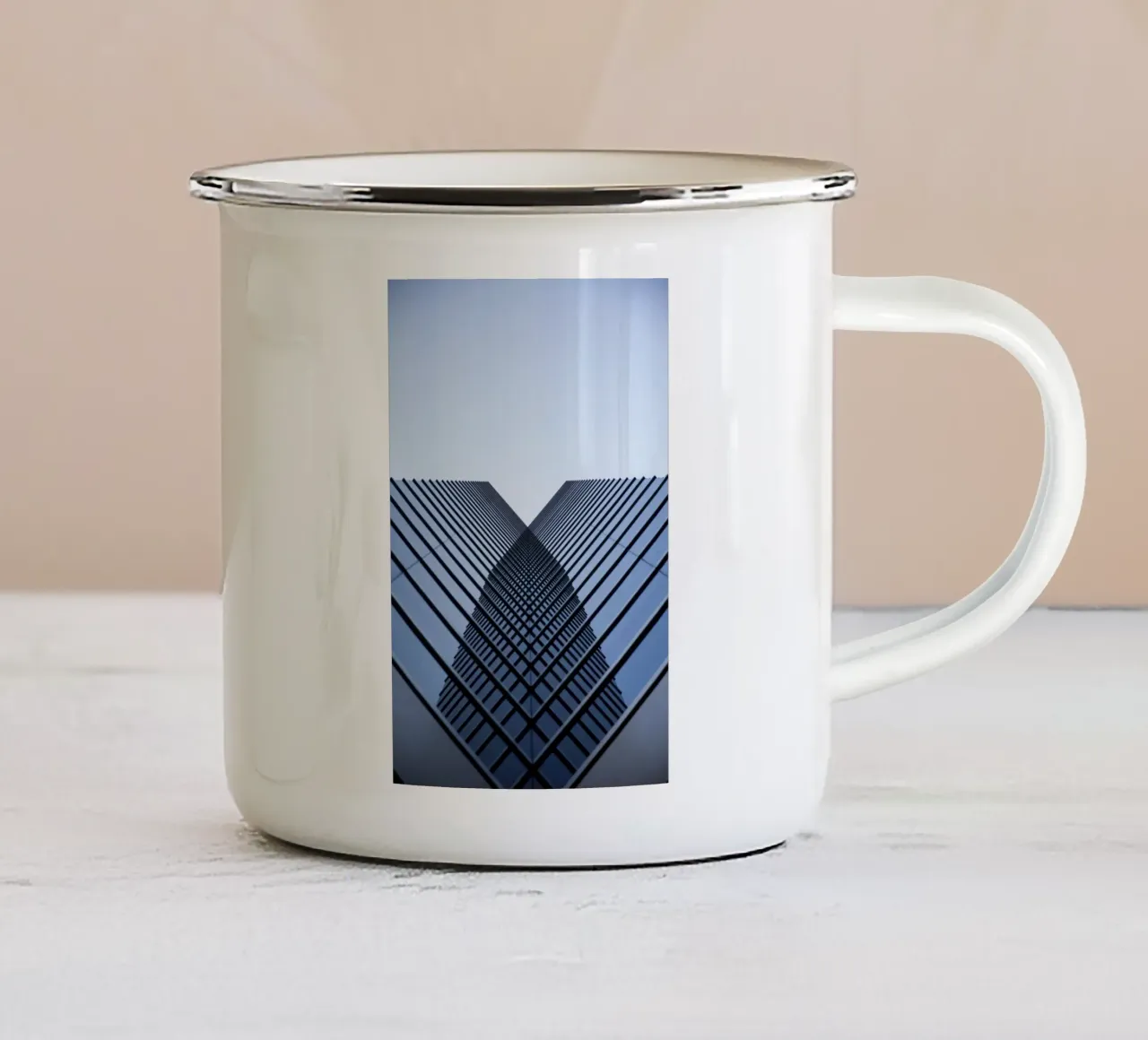 Symetrie tazza in smalto da Flo Klein