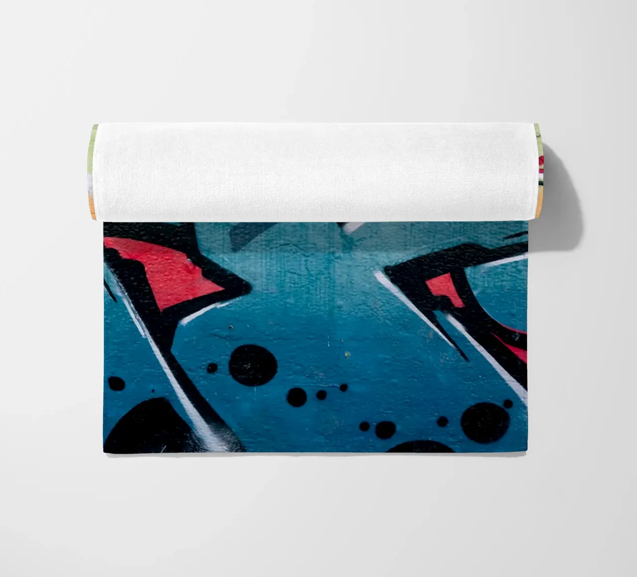 Graffiti telo mare da Flo Klein