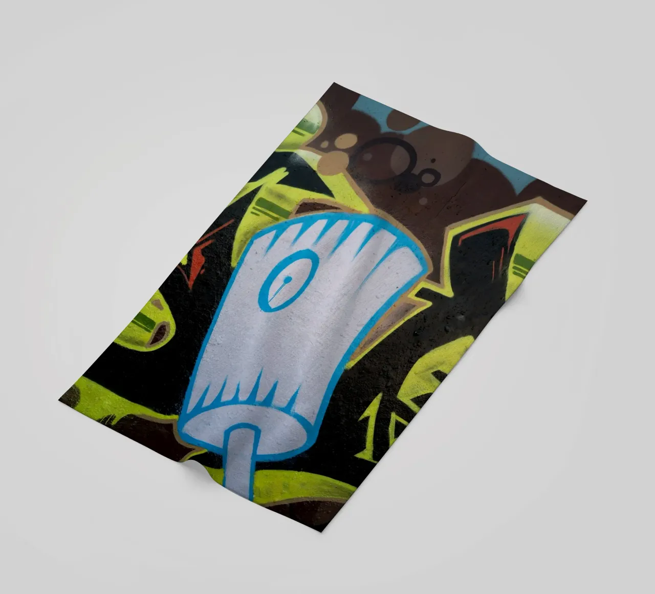 Graffiti Cap telo mare da Flo Klein