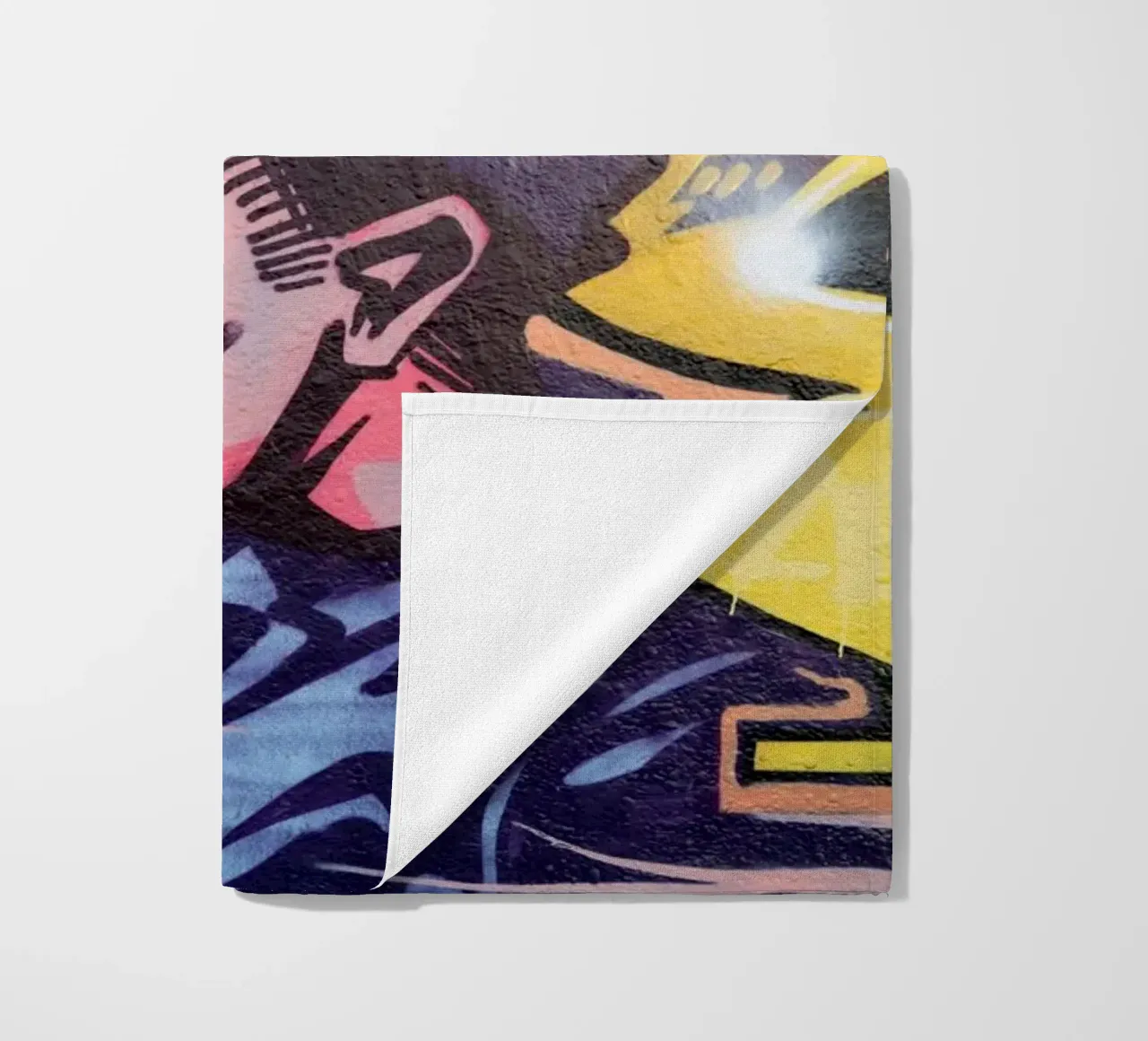 Rapper beach towel by Flo Klein