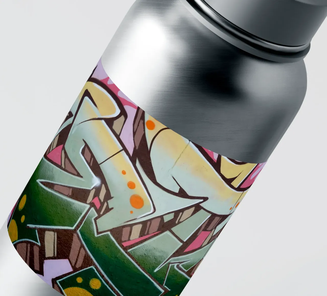 Graffiti E sticker van Flo Klein