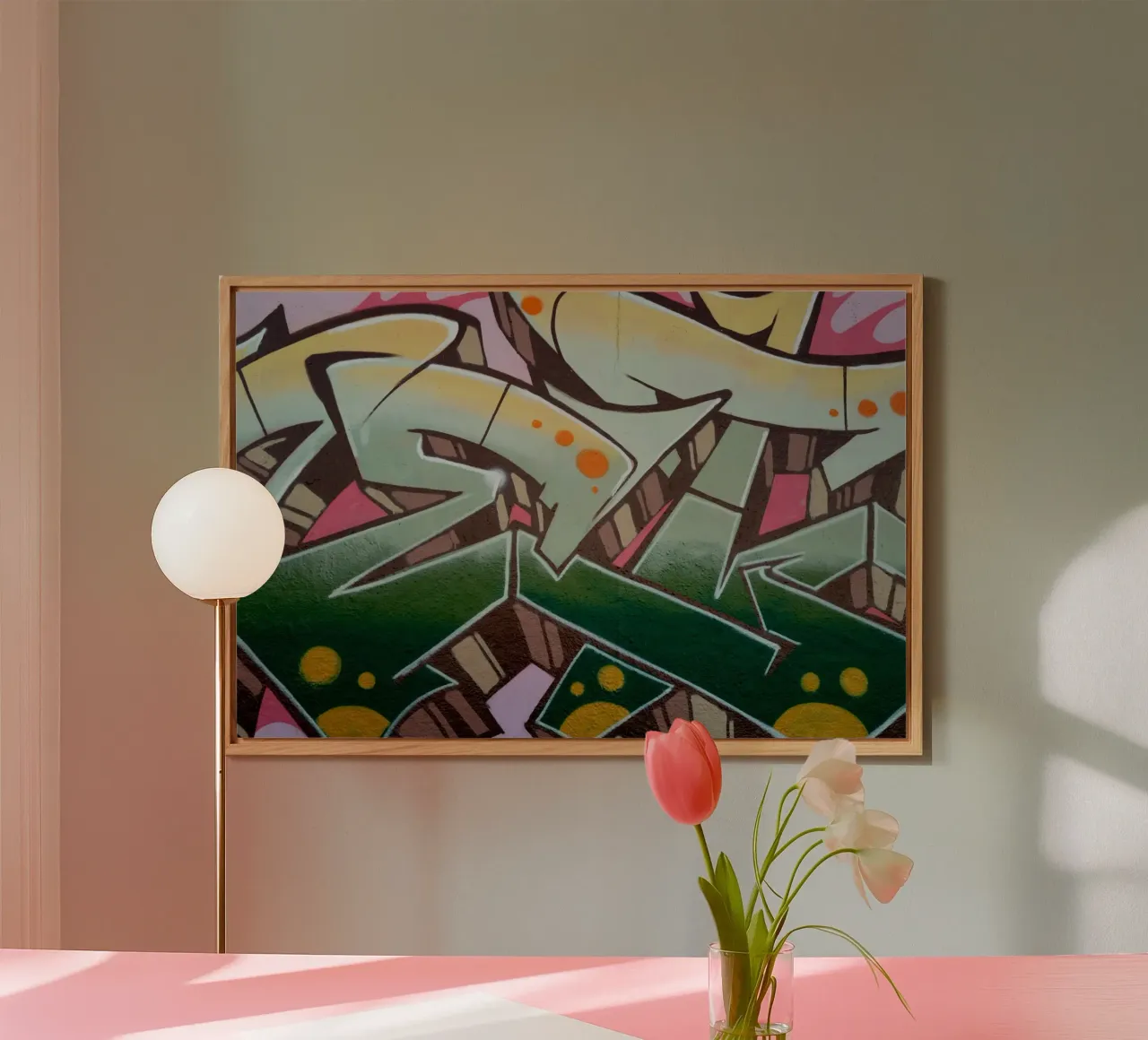 Graffiti E alluminio dibond da Flo Klein