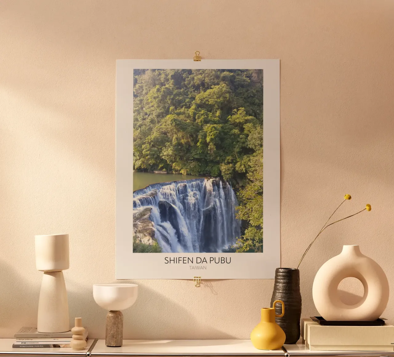 Cascata di Taiwan Shifen poster da Wonderland Photography
