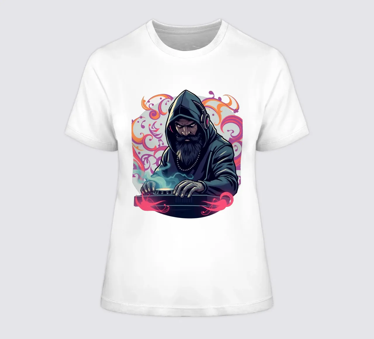 Un DJ en sweat à capuche mixe des morceaux entourés de tourbillons colorés. t-shirt ajusté pour femmes de DesignDoodle