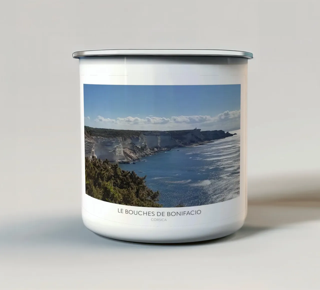 Le Bouches de Bonifacio, Corsica tazza in smalto da Wonderland Photography