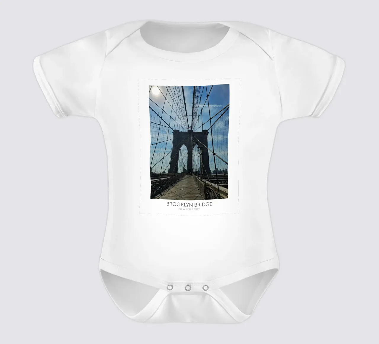 Brooklyn Bridge, New York body neonato maniche corte da Wonderland Photography