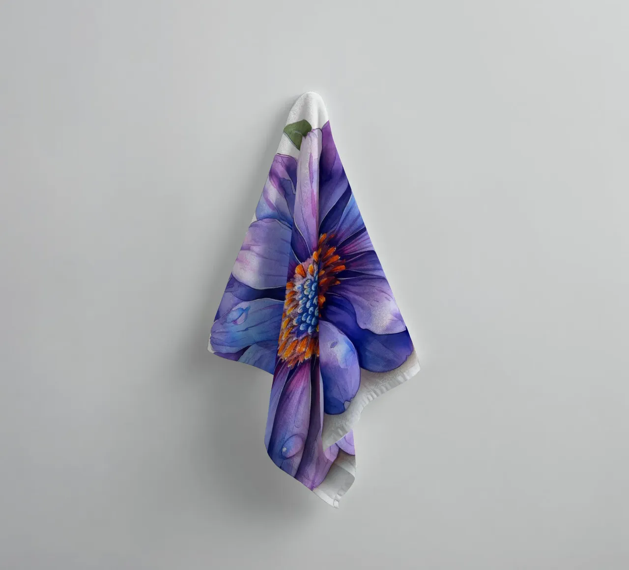 Fiore di aster 1 asciugamano da bagno da Bold Blooms