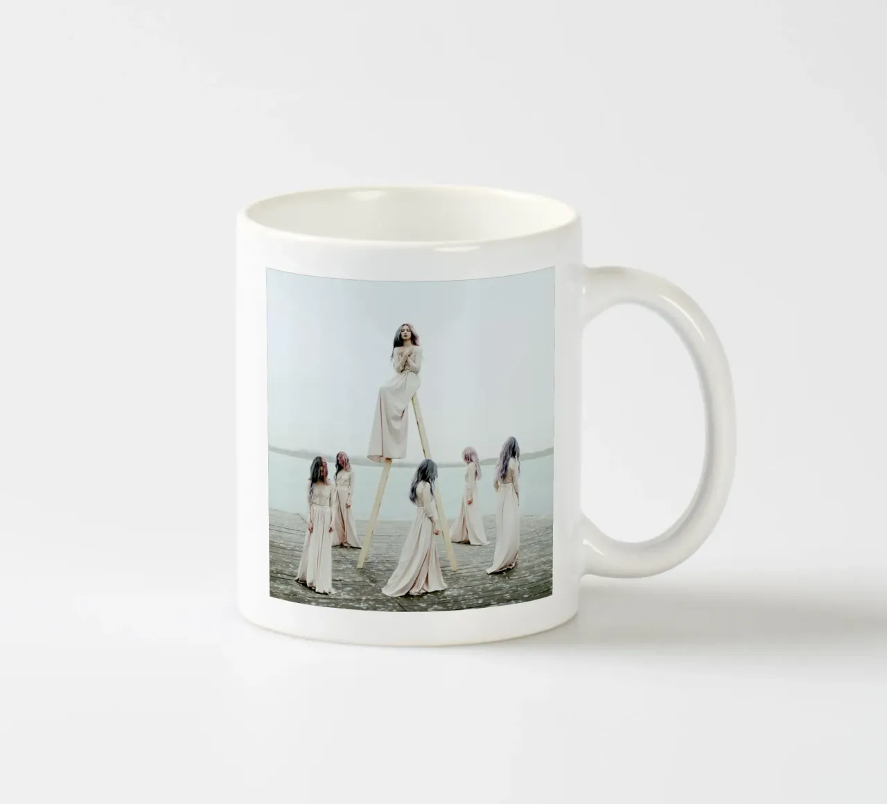 Life Circle tazza in ceramica da Jovana Rikalo