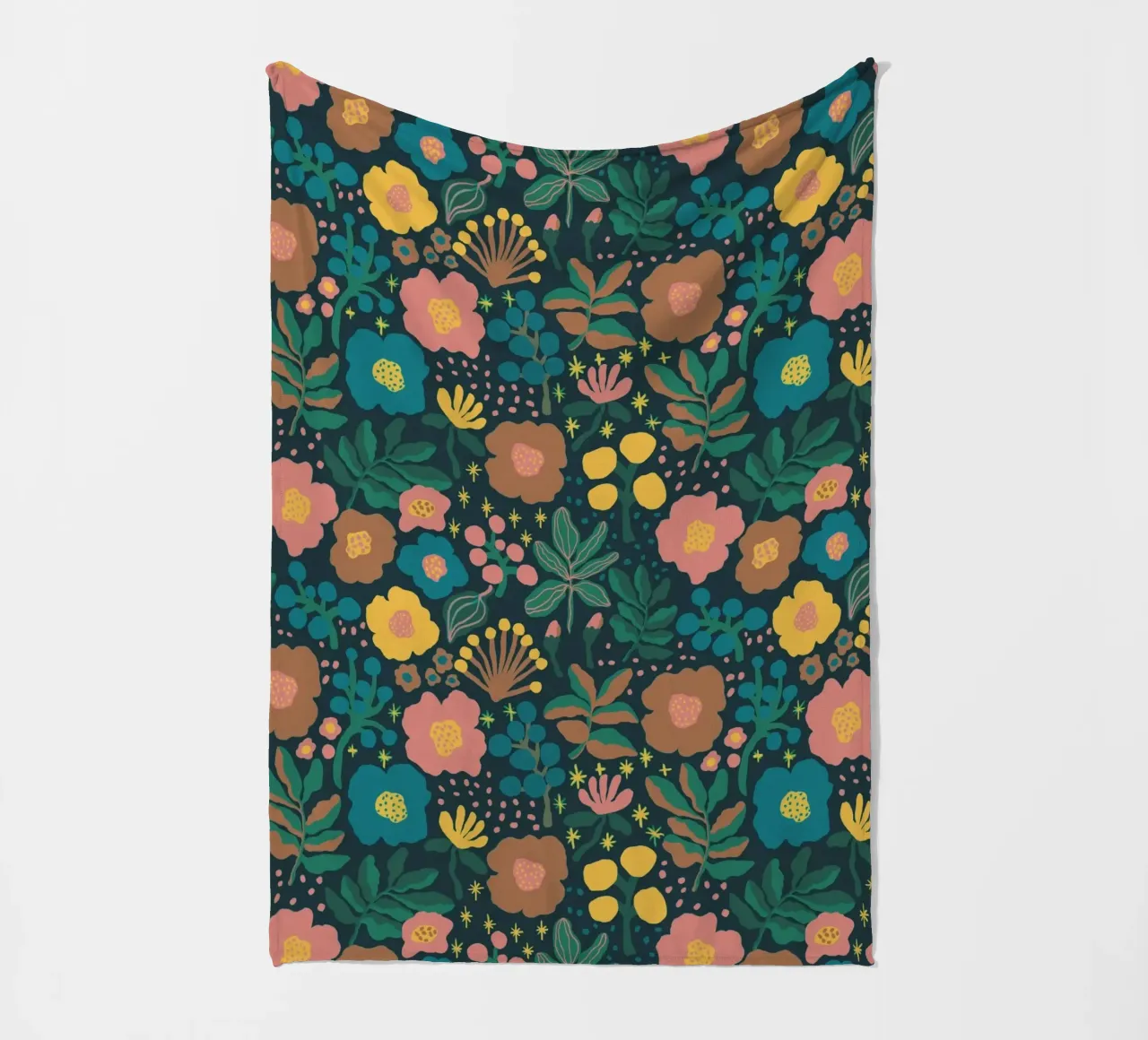 Blooming fleece blanket by GigiRosado