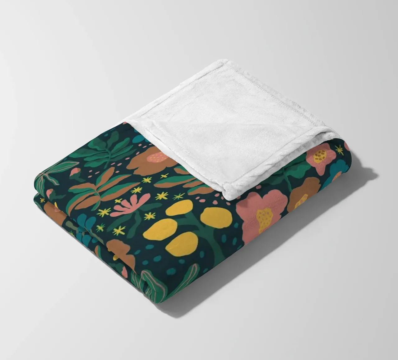 Blooming fleece blanket by GigiRosado