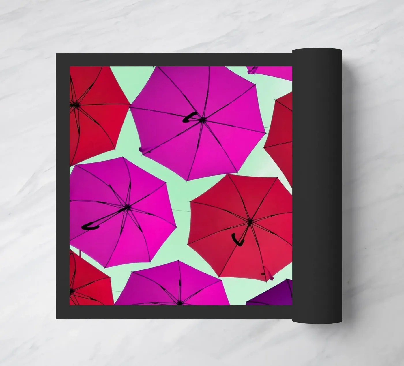 Ombrelli aperti zerbino da Massimo Frascogna