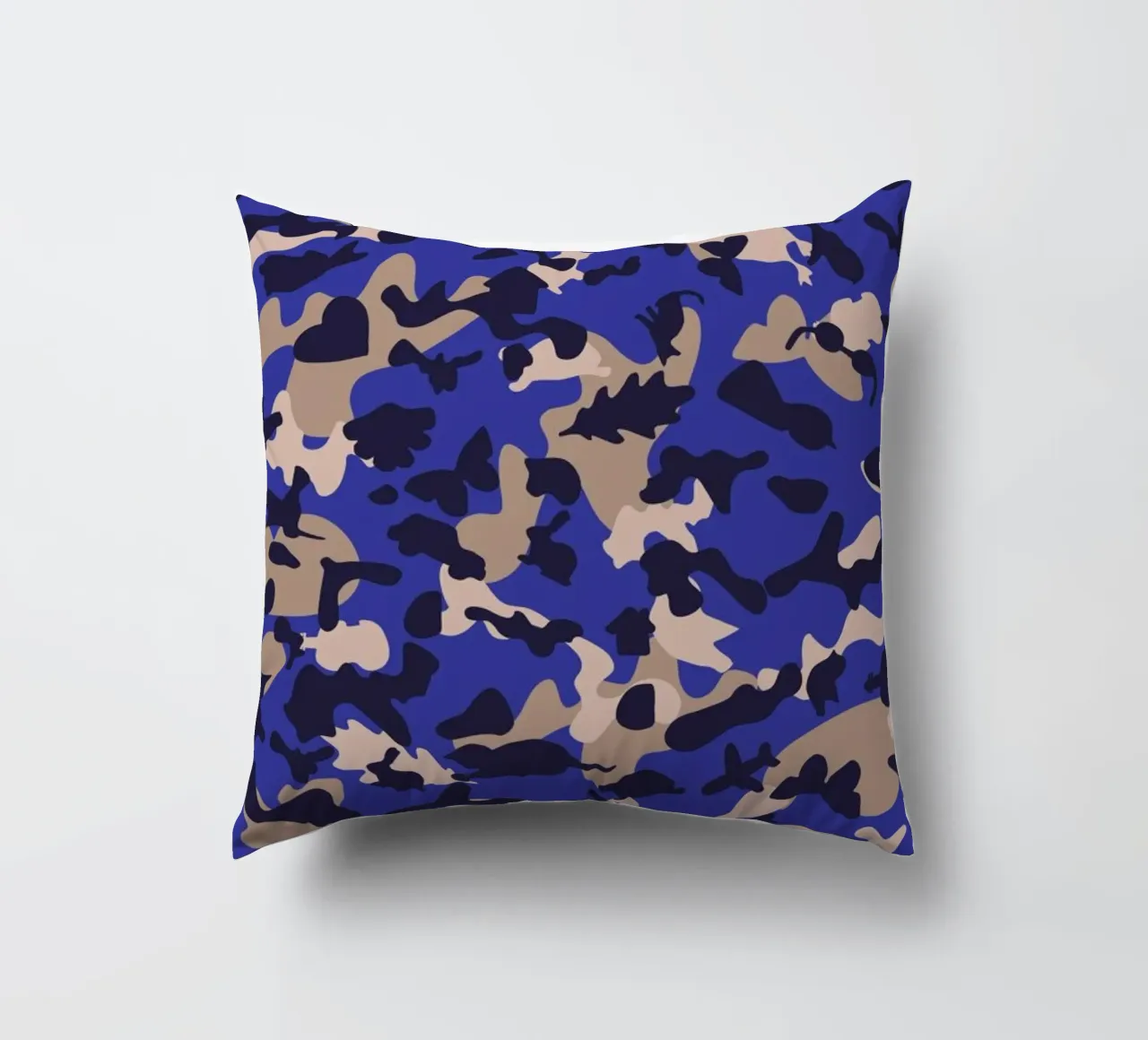 UN/HIDE - Camo Azraq decorative cushion by Arthelps gGmbH