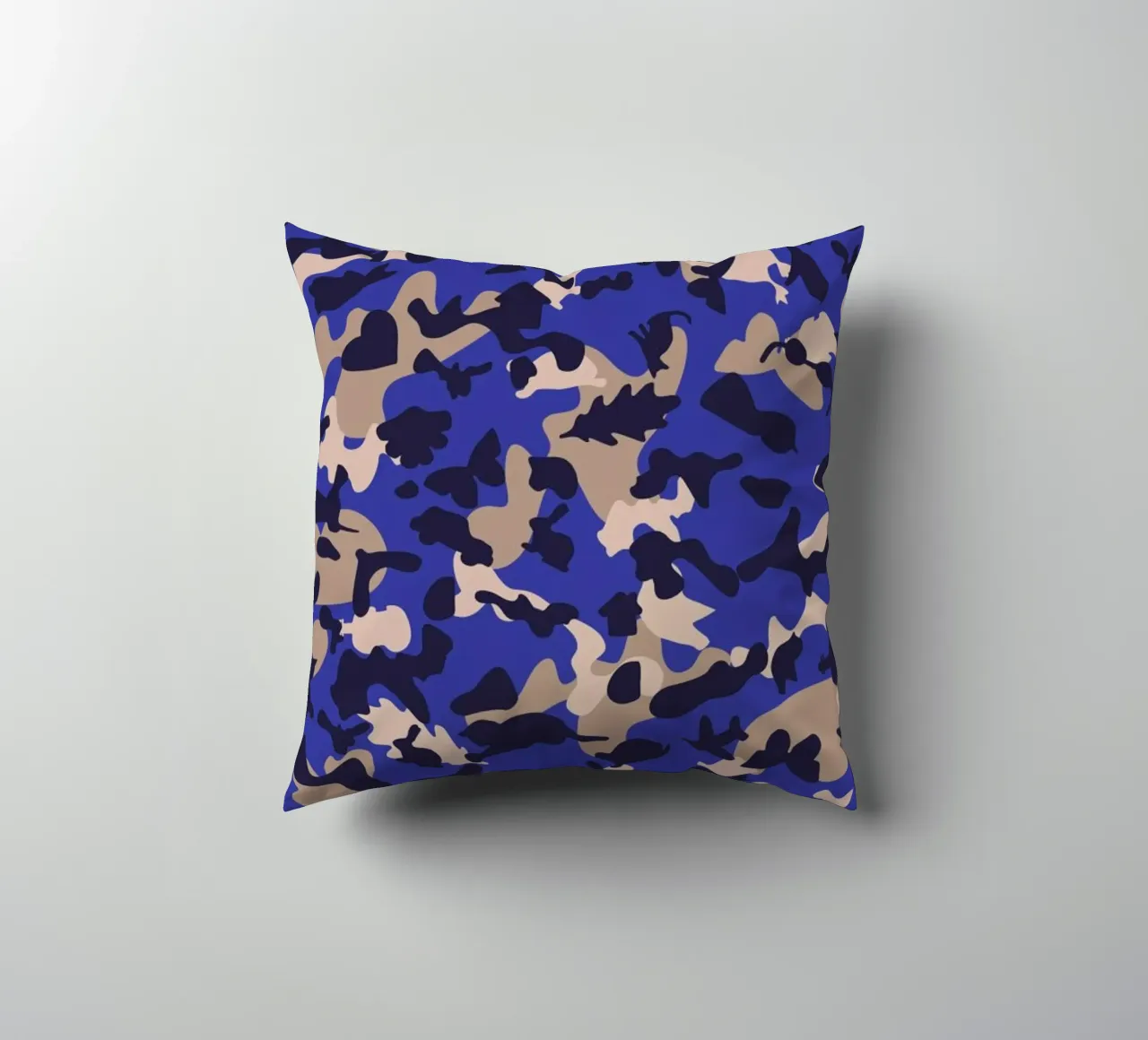 UN/HIDE - Camo Azraq decorative cushion by Arthelps gGmbH