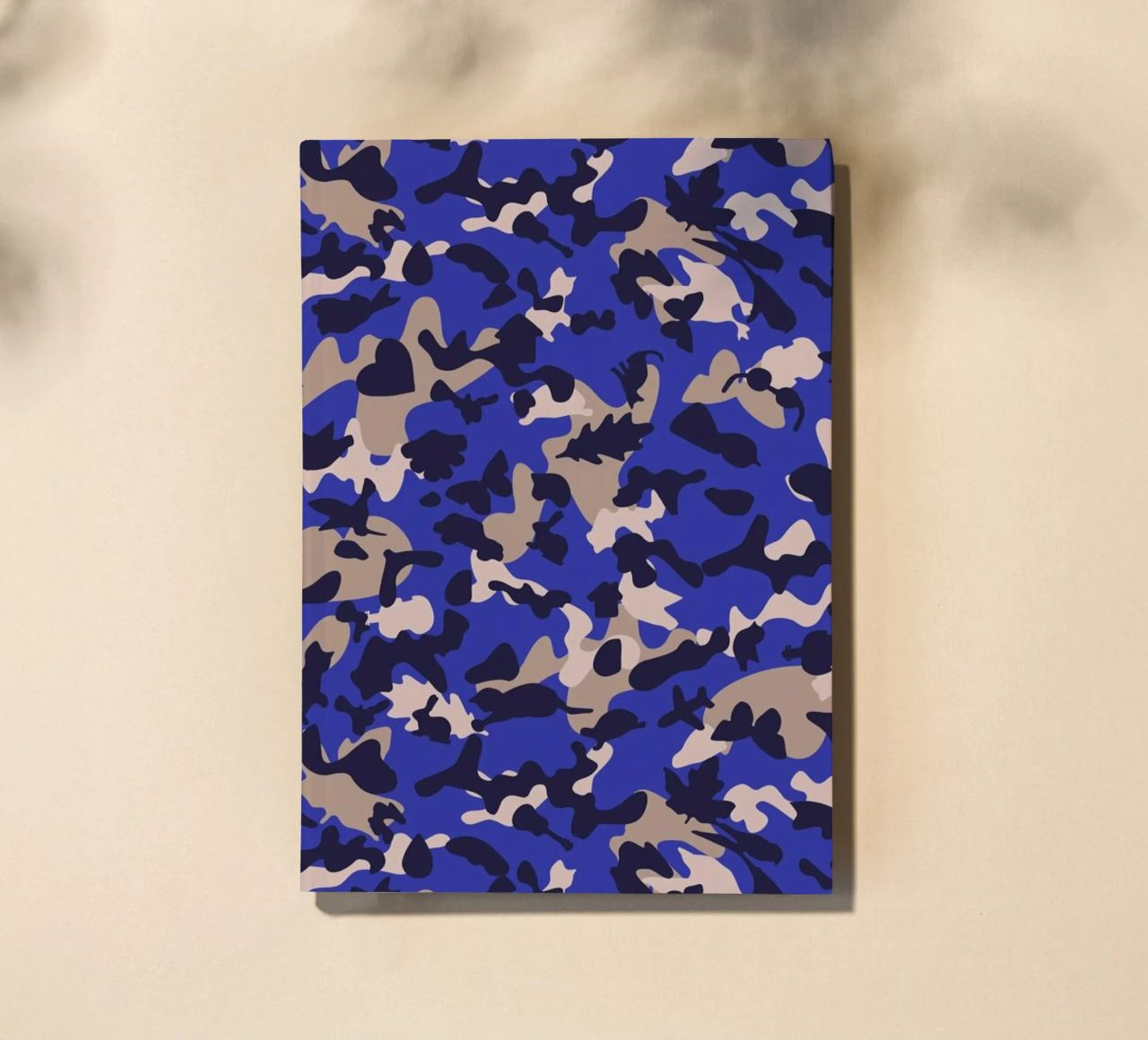 UN/HIDE - Camo Azraq notebook by Arthelps gGmbH