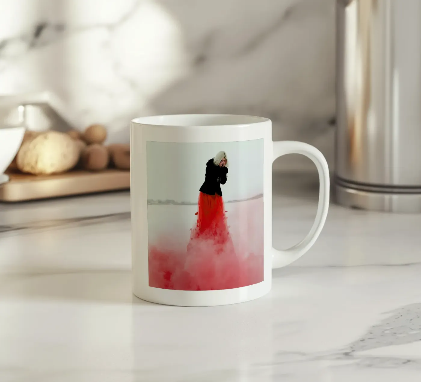 Burning ceramic mug by Jovana Rikalo