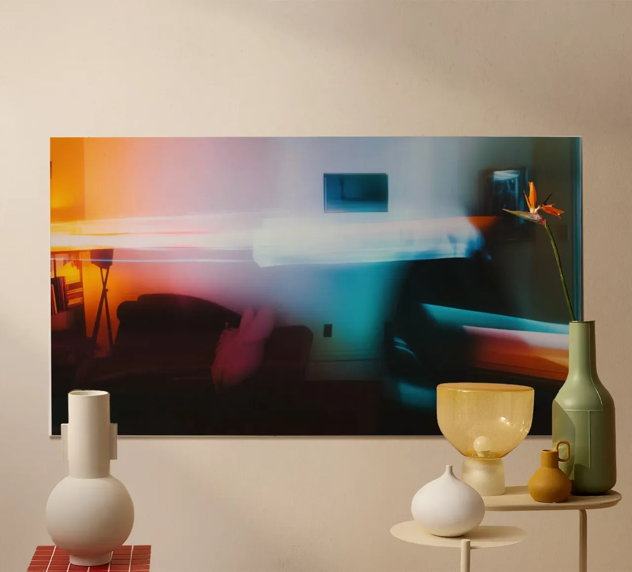 Lo spettro dei colori nel soggiorno moderno poster con telaio in alluminio da Le Flou