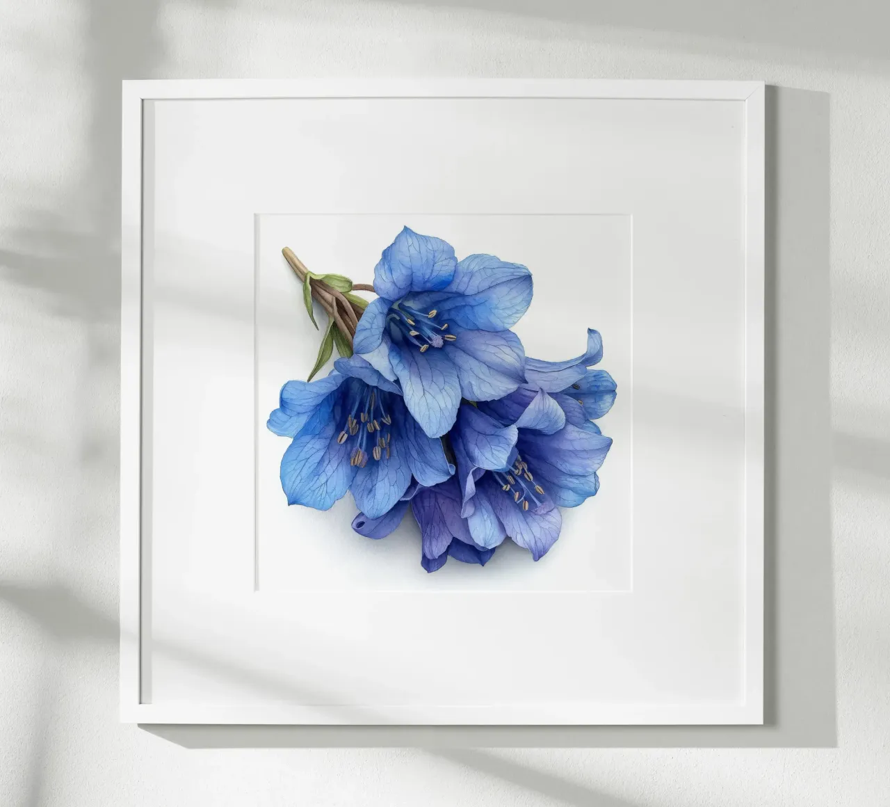 Fiore di campanula 1 poster con telaio in plastica da Bold Blooms